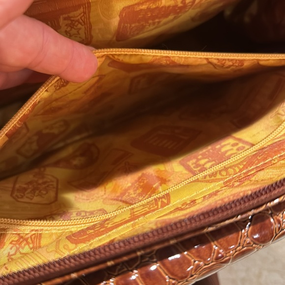 Samantha Brown travel carry on bag - Picture 9 of 13